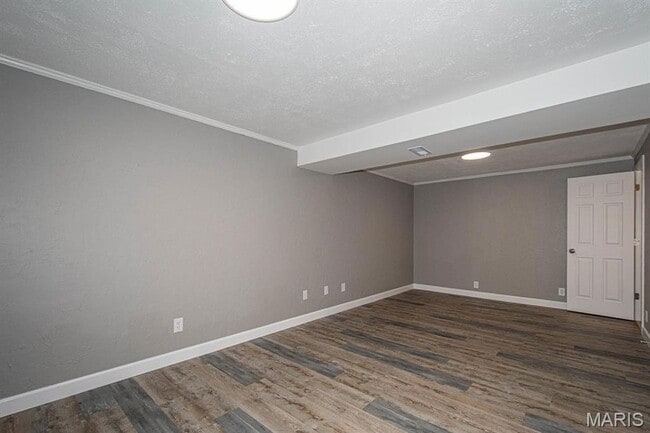 Building Photo - 1031 Thames Dr