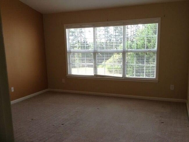 Building Photo - 708 Wendlebury Ct