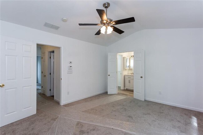 Building Photo - 3967 Howell Park Rd