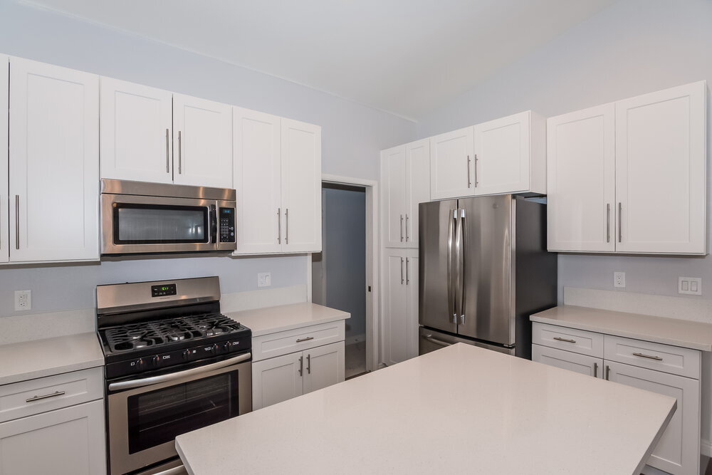 Building Photo - 704 Colonnade Row Dr