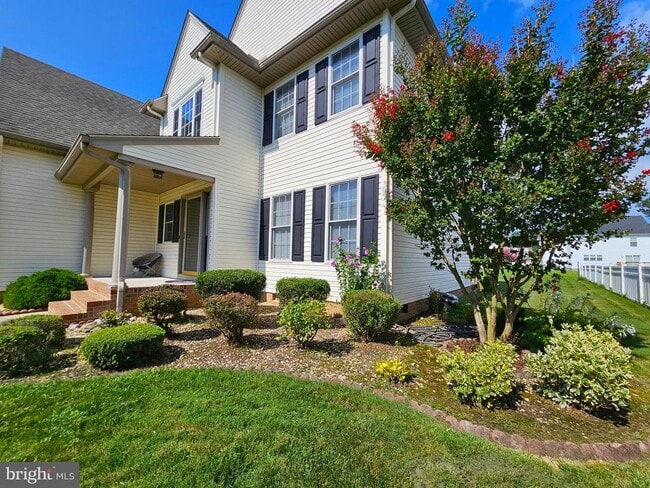 Building Photo - 28050 Cross Creek Dr