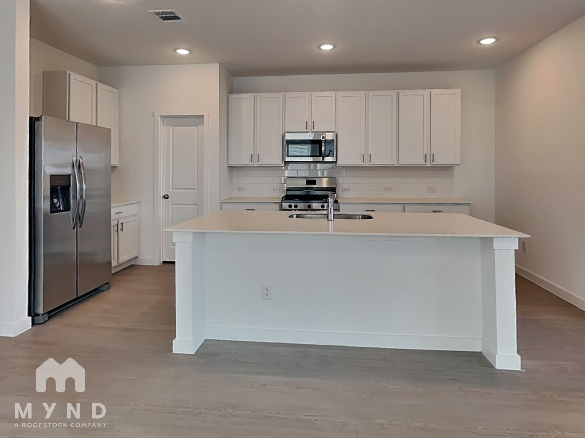 Building Photo - 10554 Ysasmendi Rdg