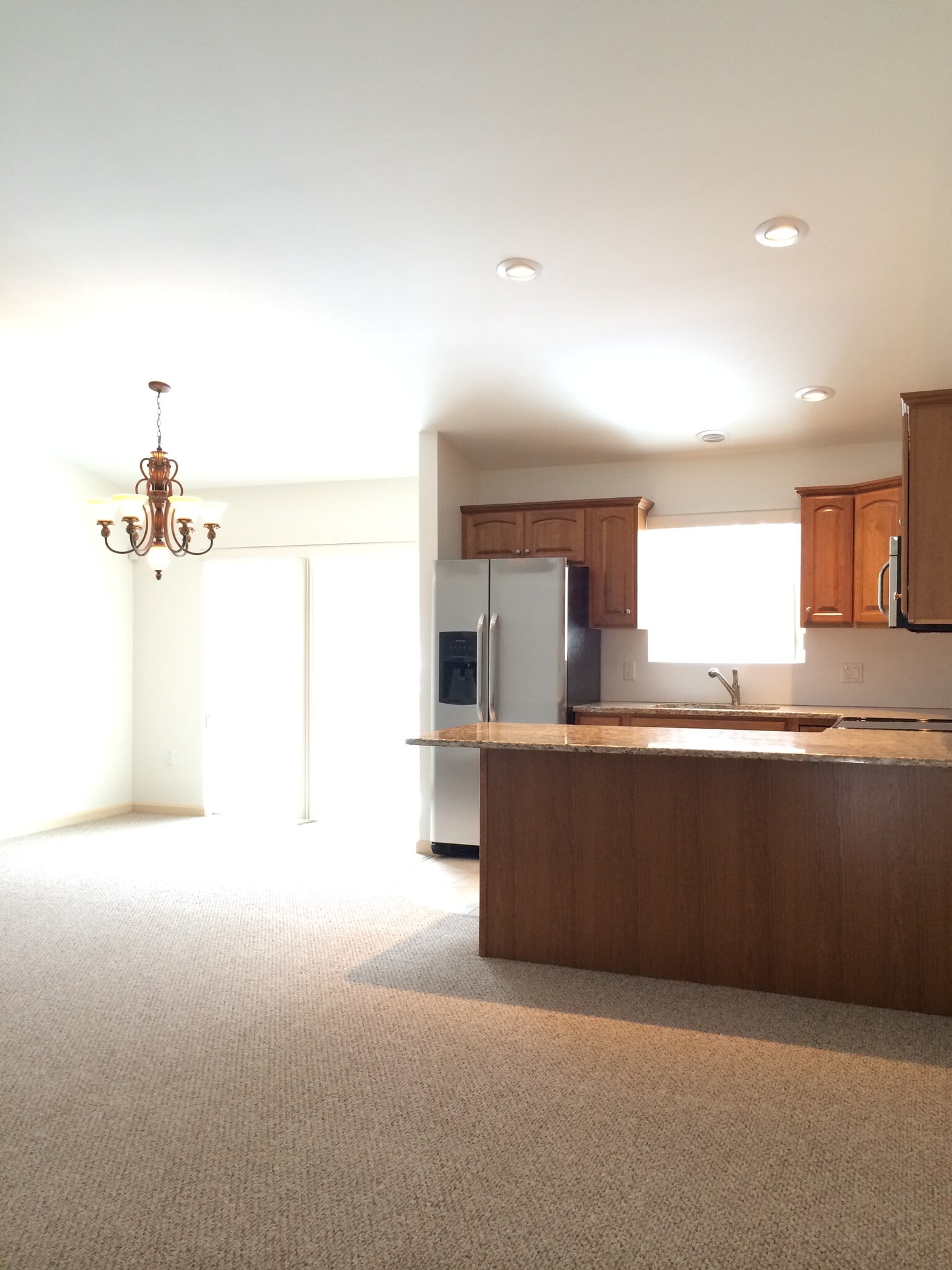 Kitchen & Dining - 67 Tiara Ct