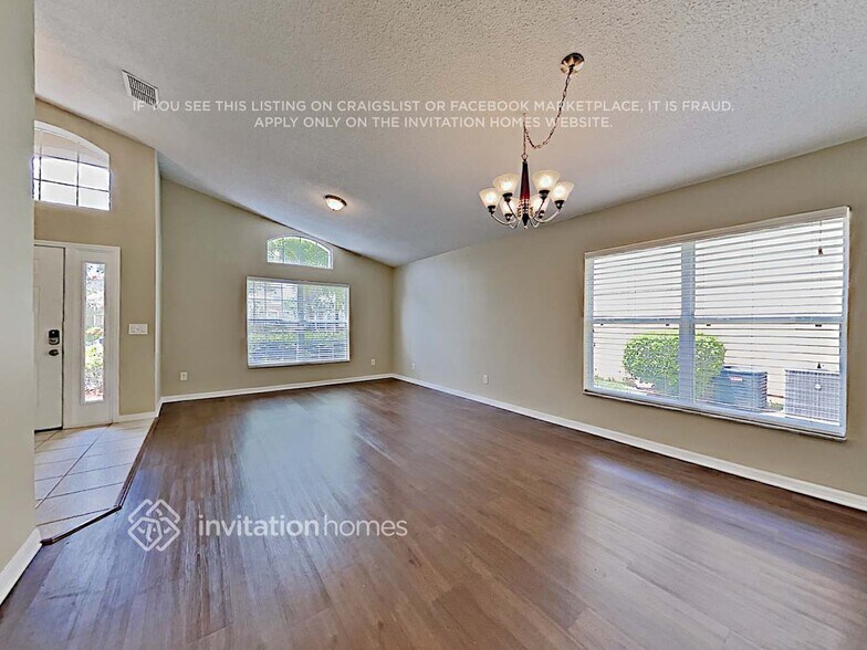 Building Photo - 731 Bridgeway Blvd