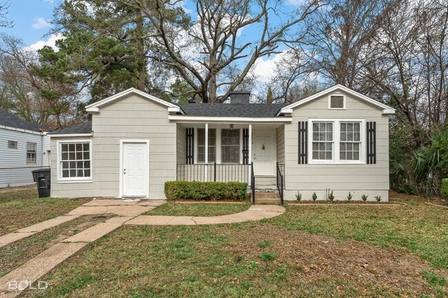 Building Photo - 154 E Wyandotte St