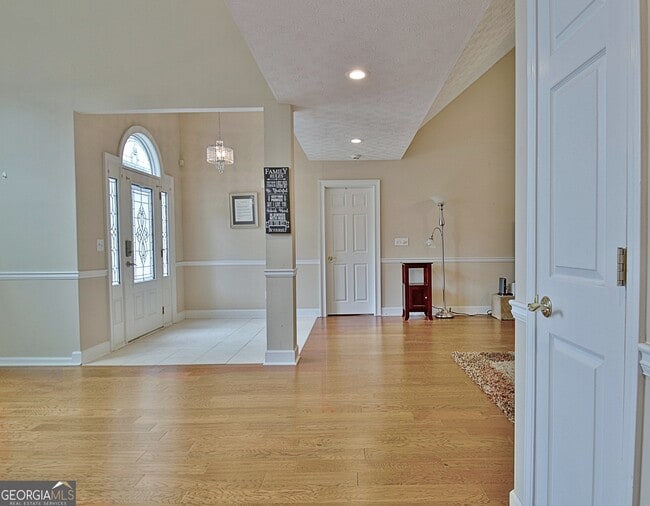 Building Photo - 304 Lamella Ln