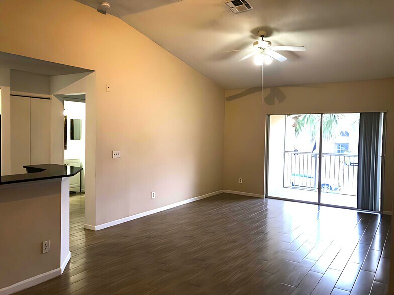 Building Photo - 8255 Ibis Club Dr