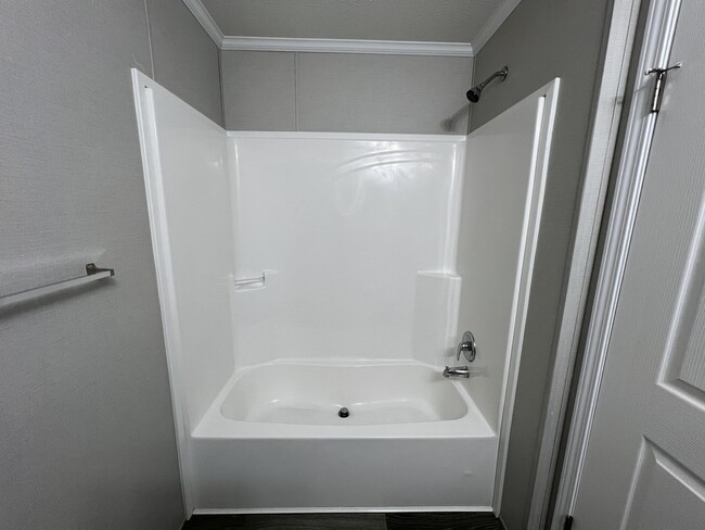 Building Photo - 38058 Pardo Dr