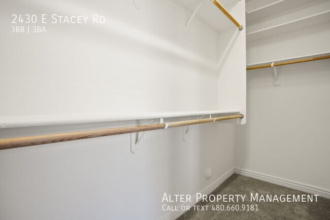 Building Photo - 2430 E Stacey Rd