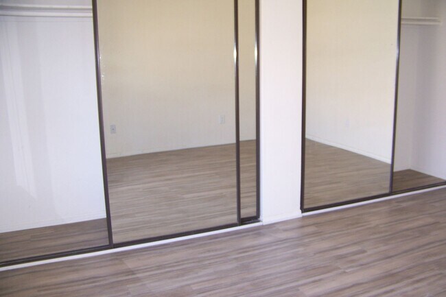 Building Photo - 42123 Village 42