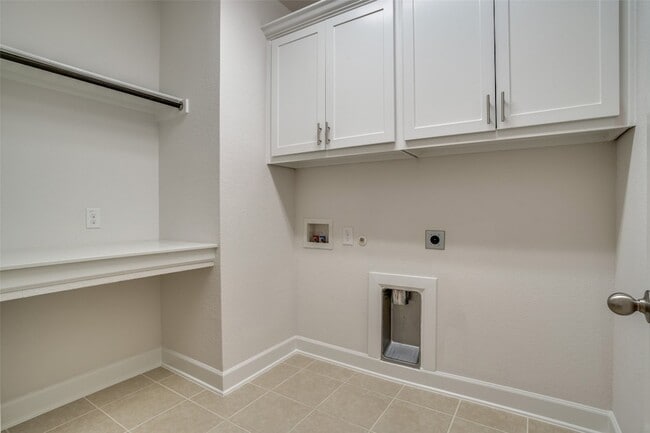 Building Photo - 6208 Exeter Ave