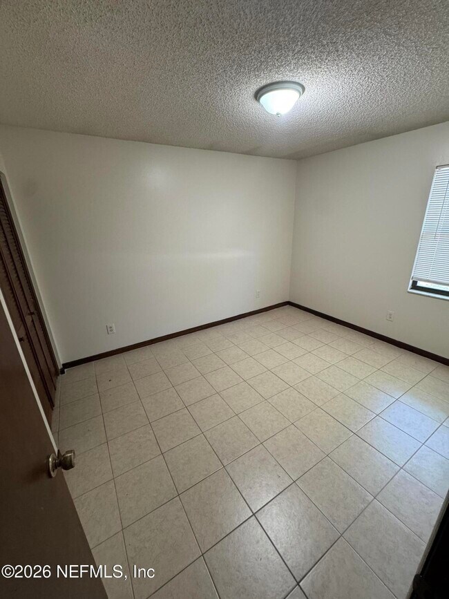 Building Photo - 8321 Crosswind Rd