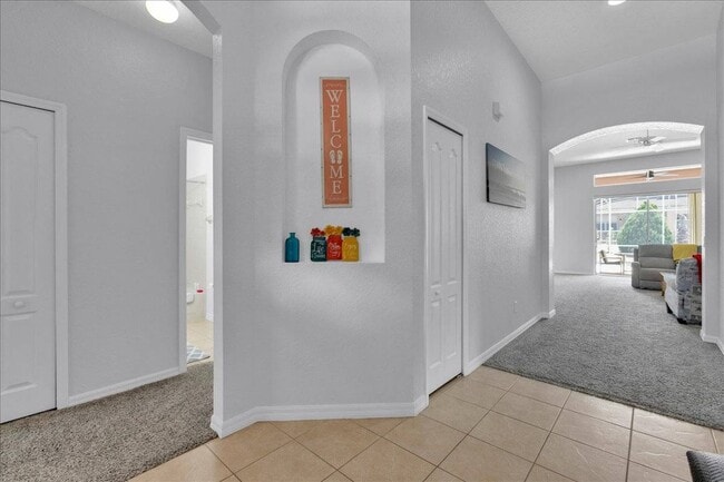 Building Photo - 1101 N Hampton Dr