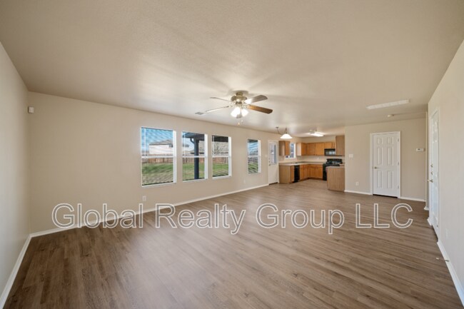 Building Photo - 144 Crest Bluff