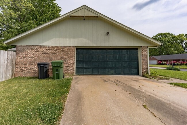 Building Photo - 3/ 2  Home for Rent!