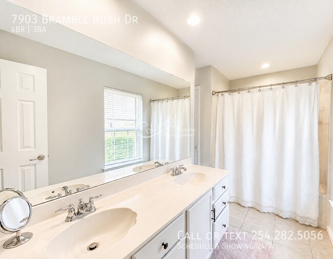 Building Photo - 7903 Bramble Bush Dr