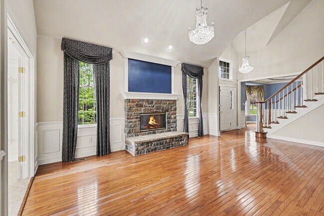 Building Photo - 24829 Reeds Pointe Dr