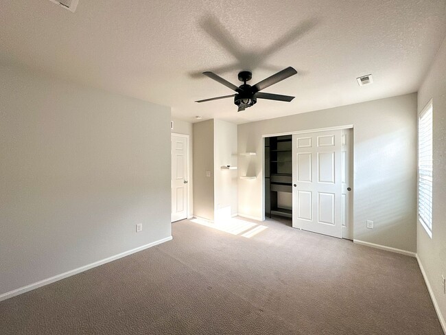 Building Photo - 17286 Bluetrail Ave