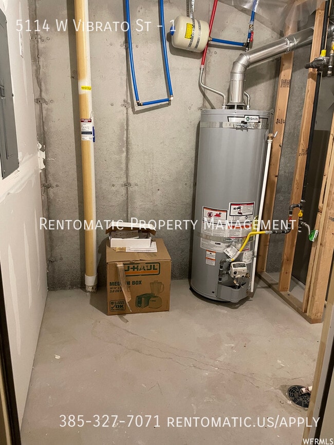 Building Photo - 5114 W Vibrato St