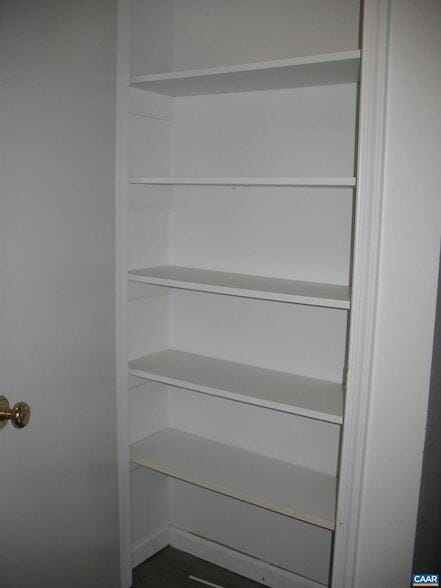 Building Photo - 270 Albert Ct