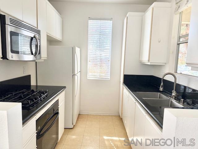 Building Photo - 10884 Sabre Hill Dr