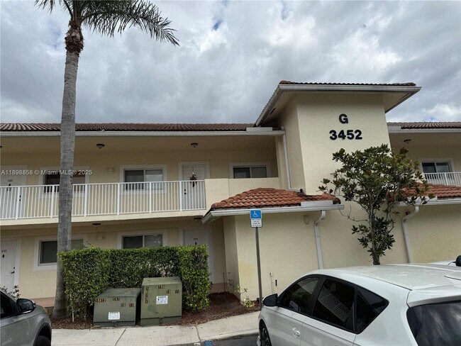 Building Photo - 3452 Cypress Trail