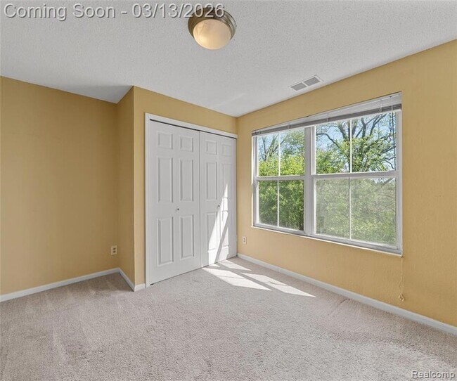 Building Photo - 101 Fieldcrest St