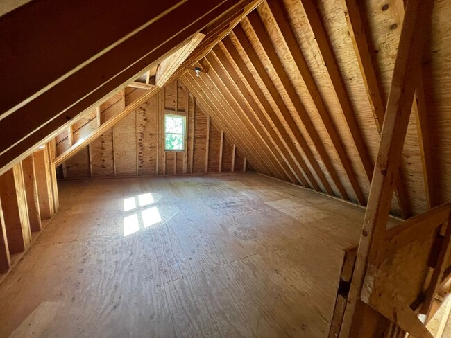 Building Photo - 3 Bed 2.5 Bath Home in Dover