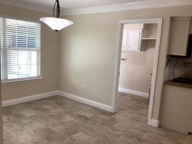 Building Photo - 15311 Empanada Dr