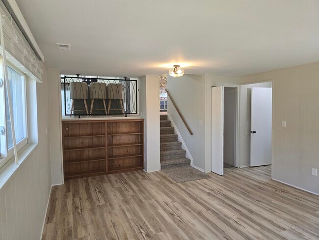 Building Photo - 15353 Huff