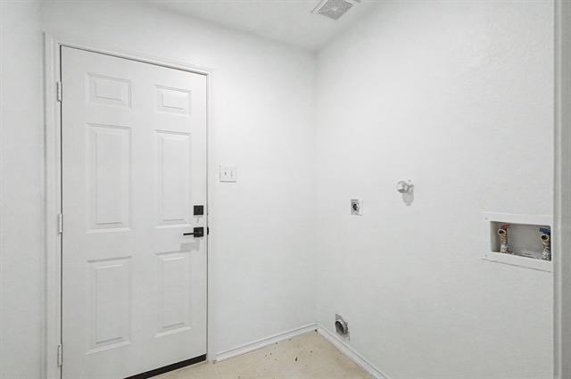 Building Photo - 6920 Willow Crest Dr