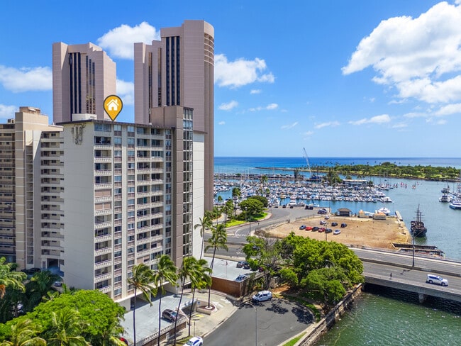 Building Photo - 1676 Ala Moana Blvd