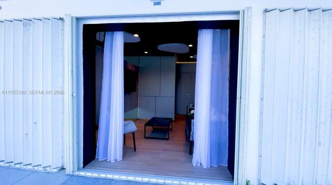 Building Photo - 5255 Collins Ave