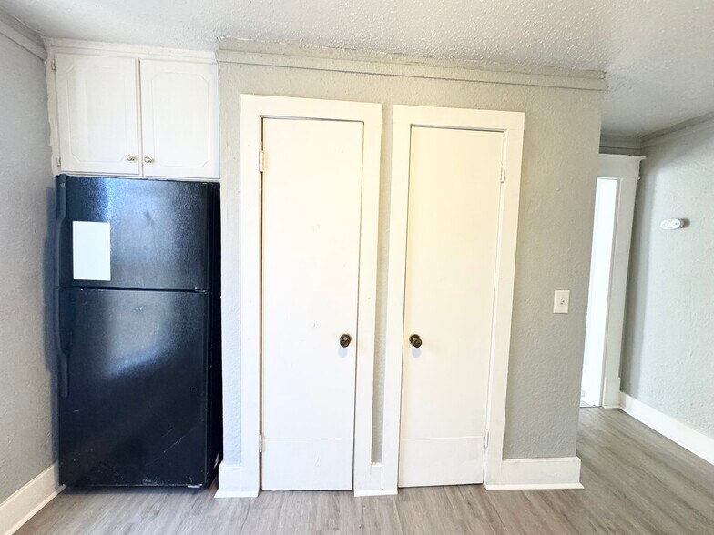 Building Photo - 1119 NW 9th St