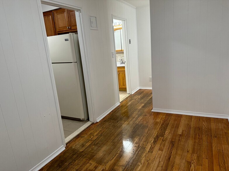Building Photo - 1104 Palisade Ave