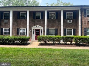 Building Photo - 4701 Pennell Rd