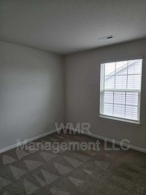 Building Photo - 7270 Waterwheel St SW