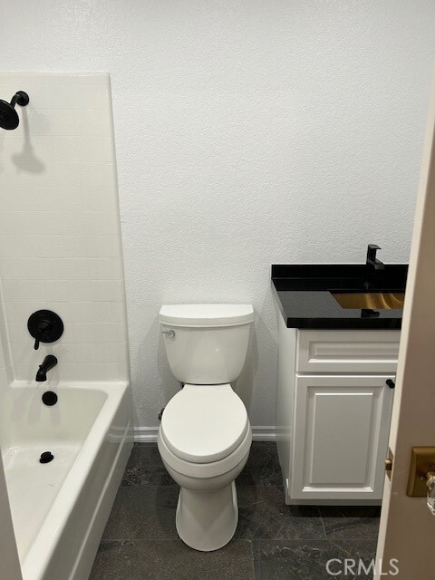 Building Photo - 2601 S Broadmoor Dr