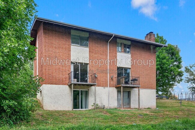 Building Photo - 10002 Kodiak Dr