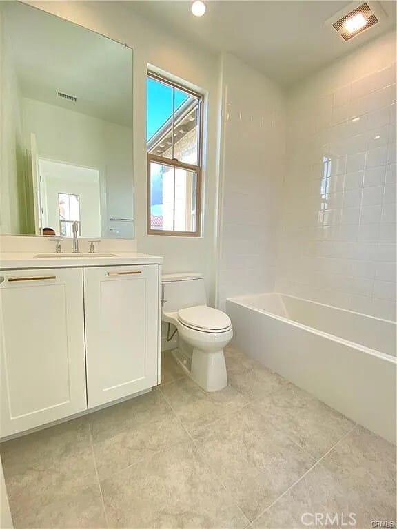 Building Photo - 120 White Jasmine