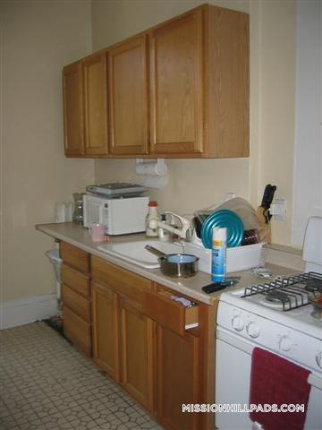 Building Photo - 1451 Tremont St