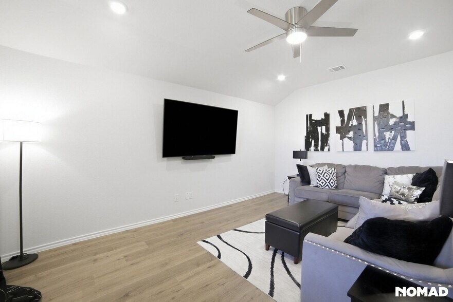 Building Photo - 1201 Twisted Brk Dr
