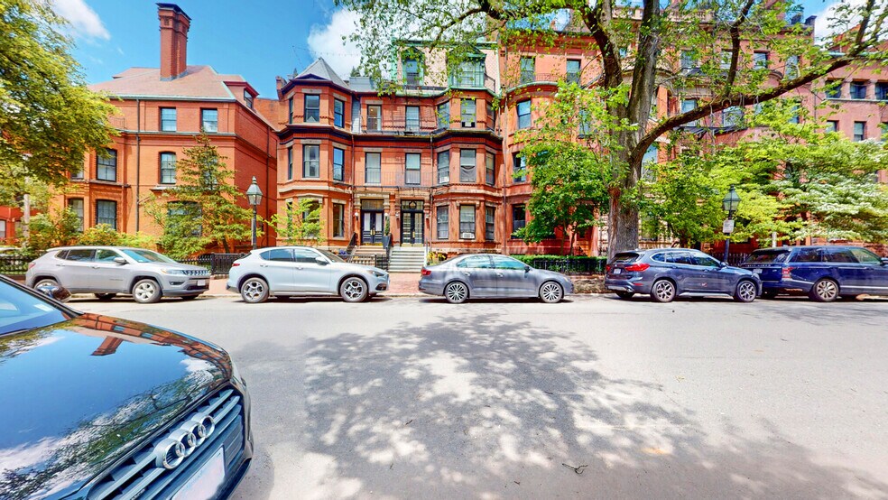 Building Photo - 277 Marlborough St