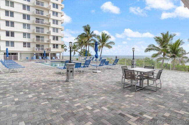 Building Photo - 3301 S Ocean Blvd