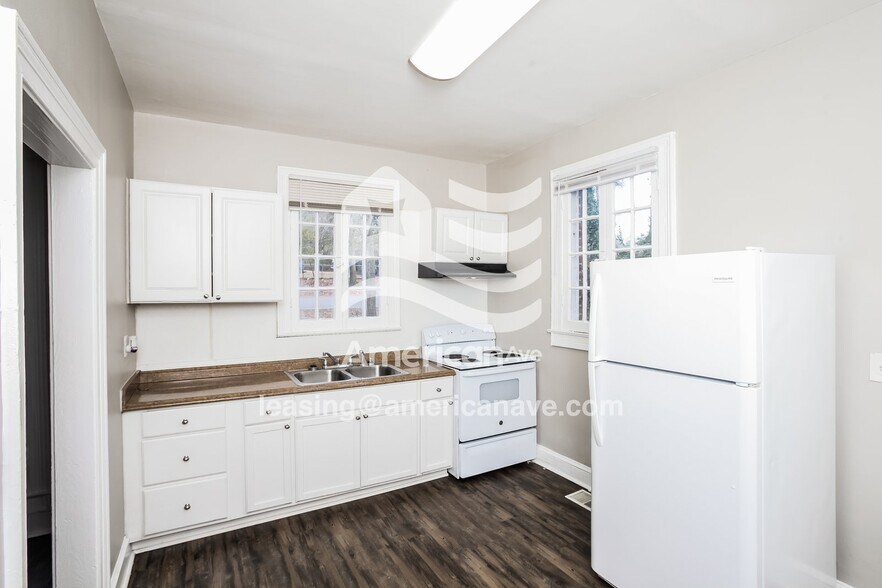 Building Photo - 1500 Argent Ct