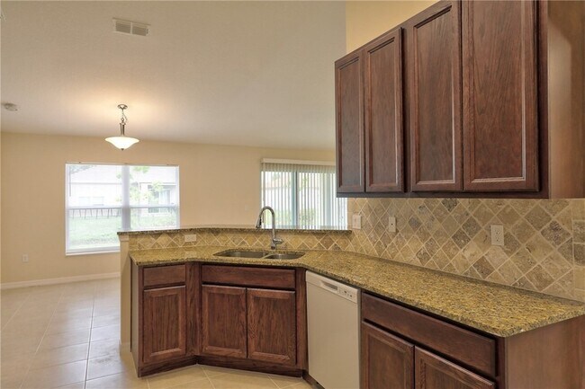 Building Photo - 741 Capon Terrace