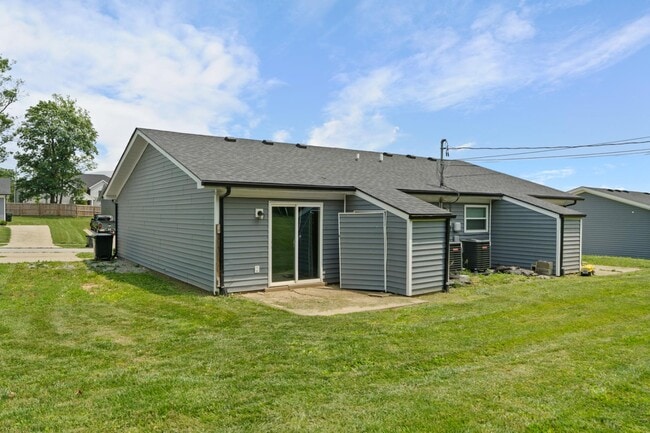 Building Photo - 1314 Farmingdale Dr