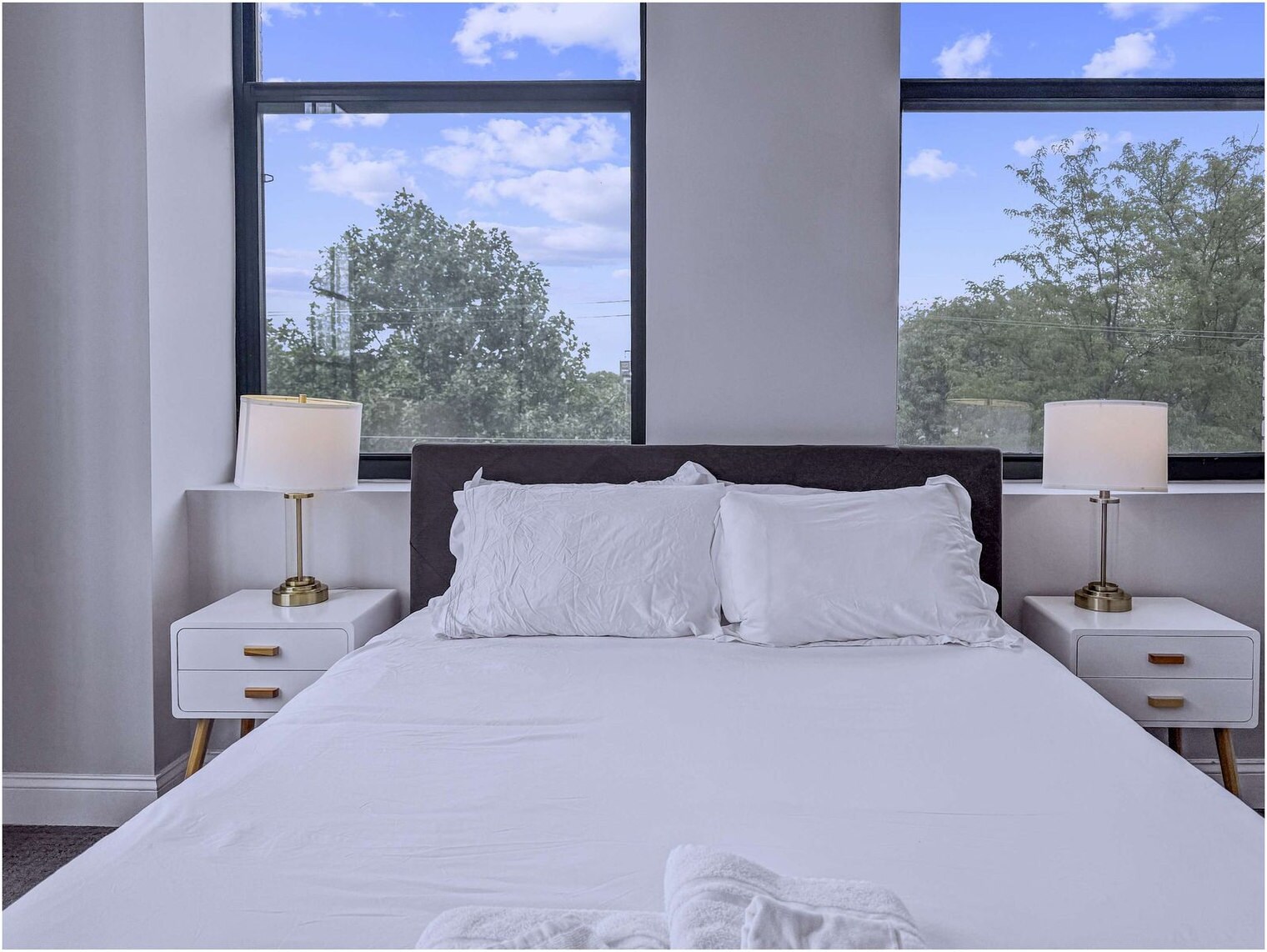 Building Photo - 1421 N 5th St