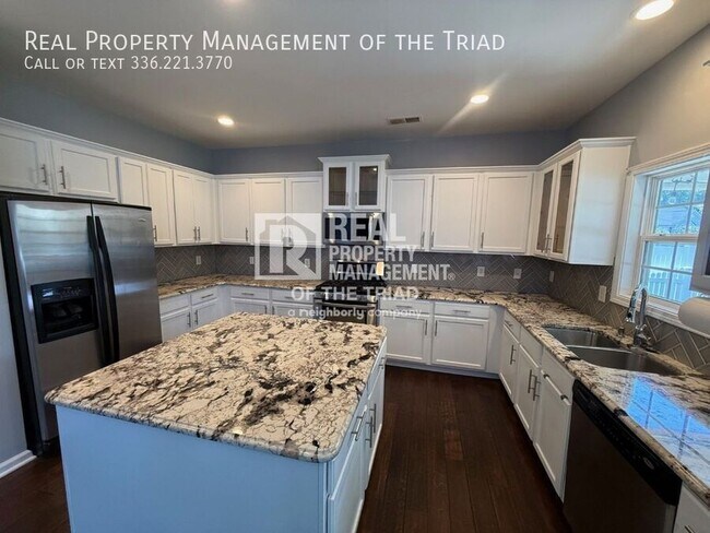 Building Photo - 1538 Castle Way