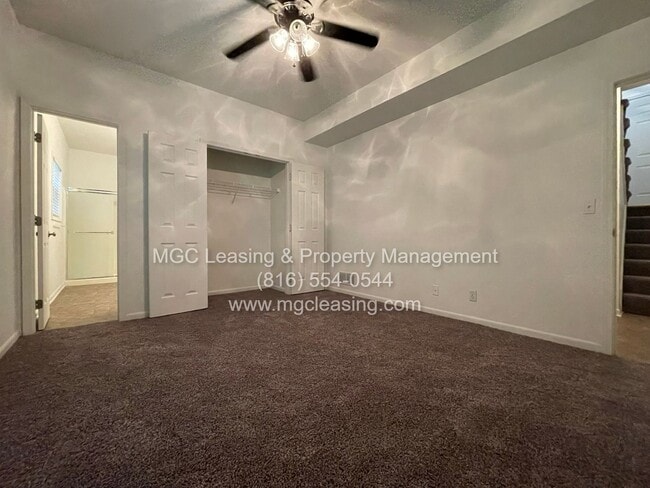 Building Photo - 5905-5907 NE 42nd St